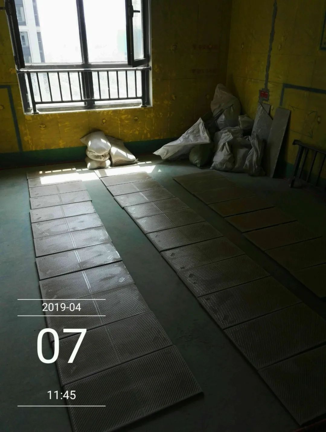 孟憲濤_保利國際社區(qū)115㎡現(xiàn)代北歐--簡潔明亮之家，一人獨(dú)居太愜意！30工地一覽